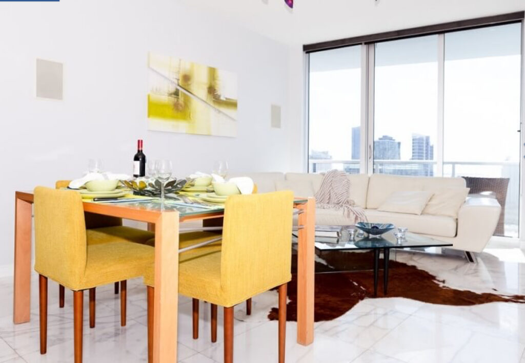 An interior photo of corporate housing available in Miami.